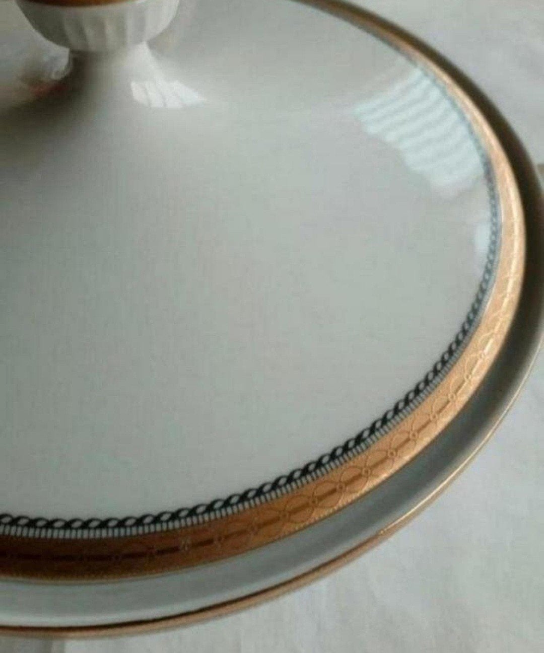 Kronester Bavaria Petra witte terrine schaal gouden biesjes, Antiek en Kunst, Ophalen of Verzenden