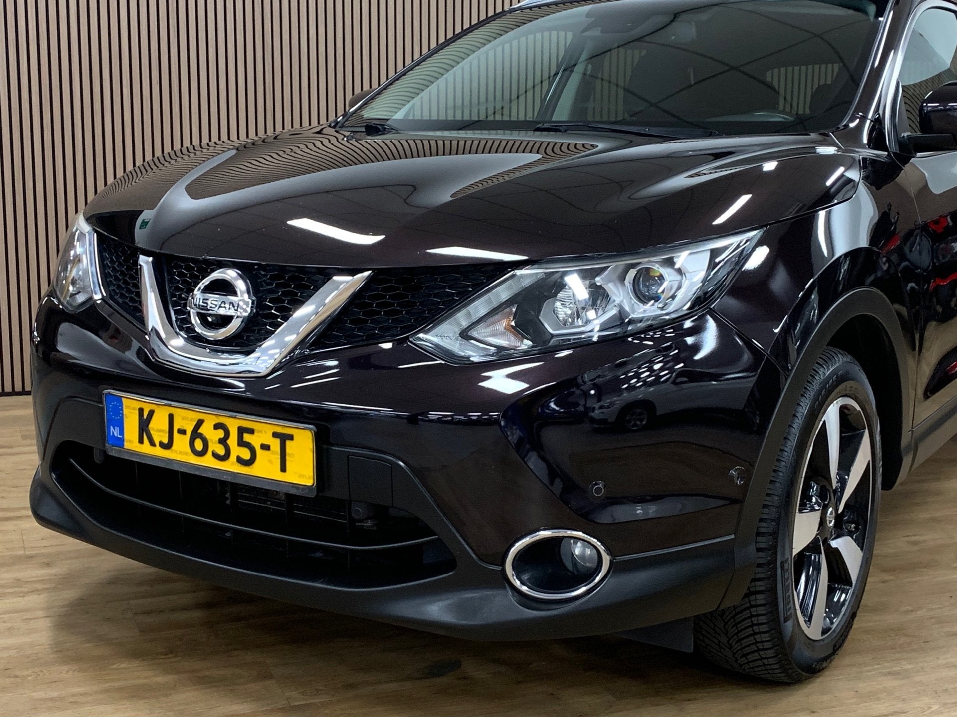 Nissan Qashqai 1.2 Tekna|Automaat|360 Camera|Navigatie|Xenon, Auto's, Dealer onderhouden, Gebruikt, 116 pk, Bedrijf