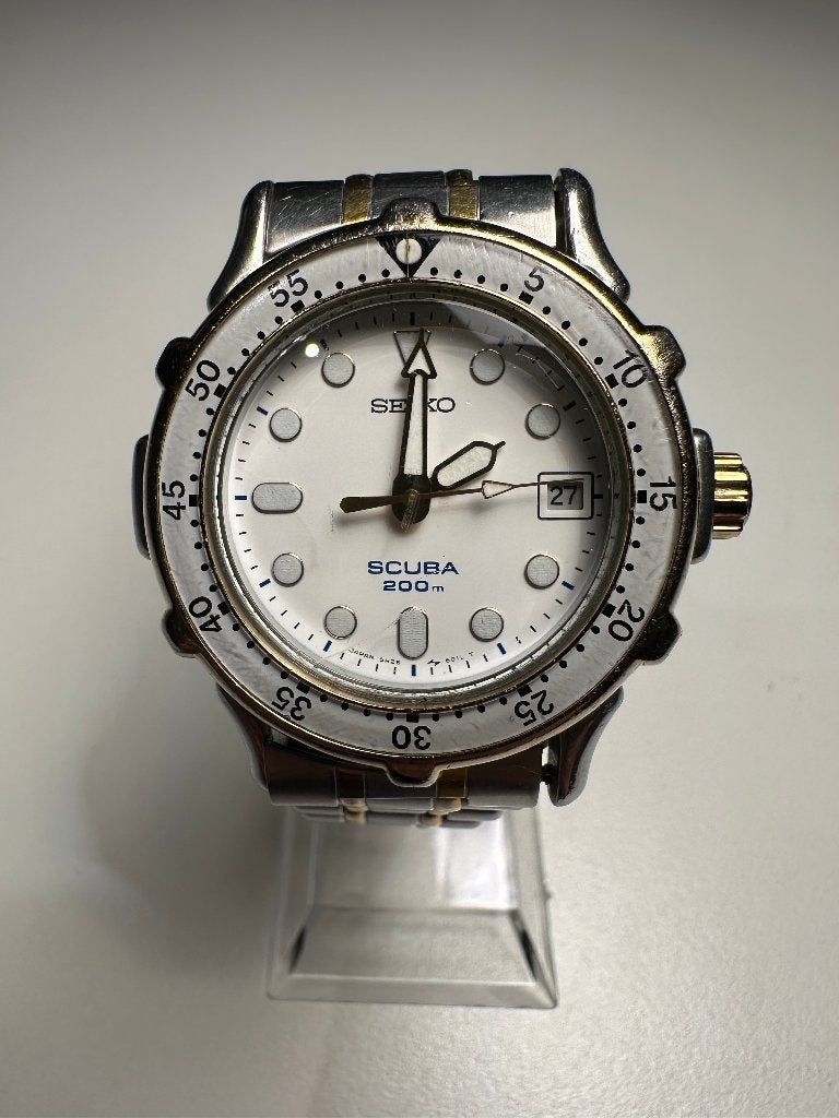 Vintage Seiko Scuba 200m Diver – Two-Tone (Jaren '80/'90), Staal, Verzenden, Polshorloge, Zo goed als nieuw