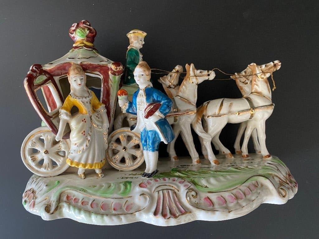 Antiek Porseleinen Koets met Figuren - Handgeschilderd, Ophalen of Verzenden