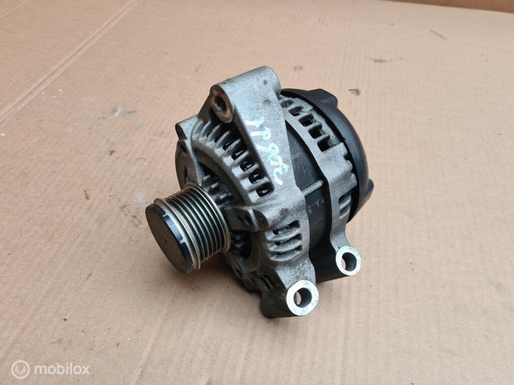 Dynamo Land Rover Range Rover Sport 3.0 Alternator Discovery, Land Rover, Ophalen of Verzenden