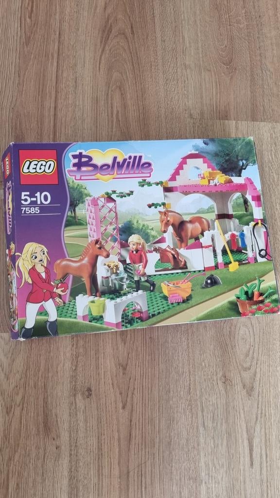Lego Belville 7585 Paardenstal met accessoires, Kinderen en Baby's, Compleet, Overige thema's, Lego, Ophalen of Verzenden