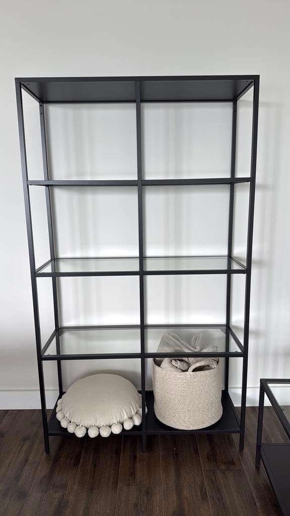 Ikea vittsjo stellingkast en tafel, Huis en Inrichting, Kasten | Stellingkasten, Ophalen, Gebruikt