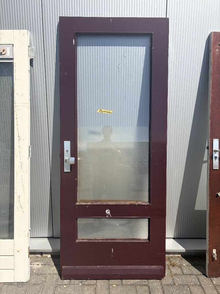 Donkerrode houten buitendeur 2x glasraam | 87x210 cm, Doe-het-zelf en Verbouw, Deuren en Horren, Ophalen, 80 tot 100 cm, 200 tot 215 cm