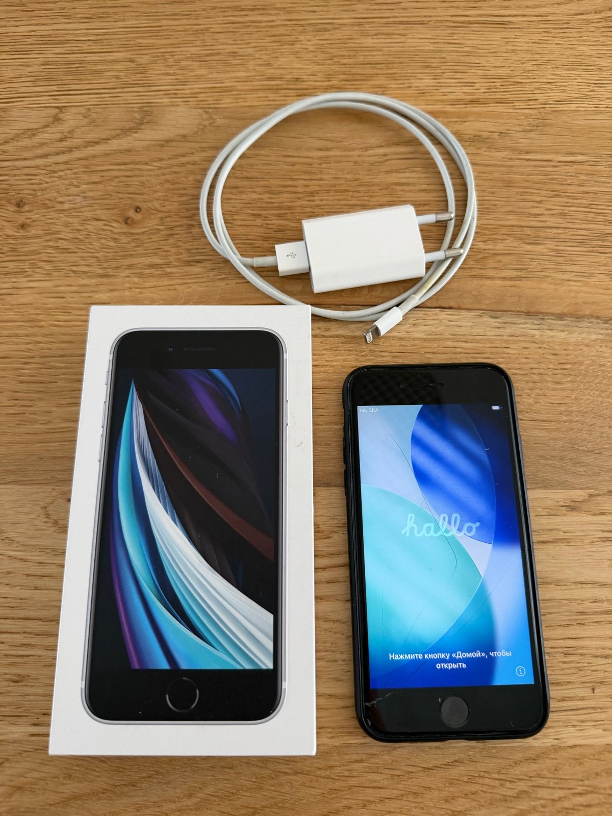 iPhone SE (2020) Wit - 128GB (scherm defect), Wit, Ophalen of Verzenden, Zonder simlock, IPhone SE (2020)