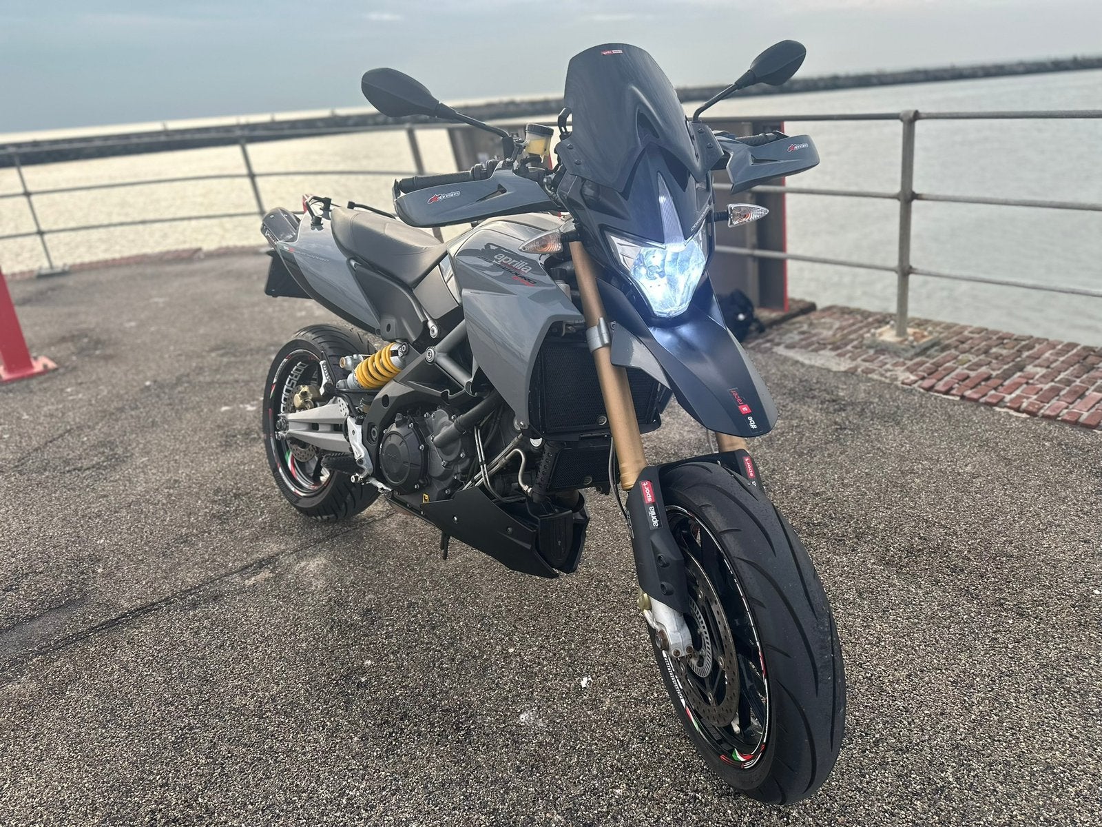 Aprilia Dorsoduro 1200 2011 ABS/ATC, Motoren, Ophalen of Verzenden, Gebruikt
