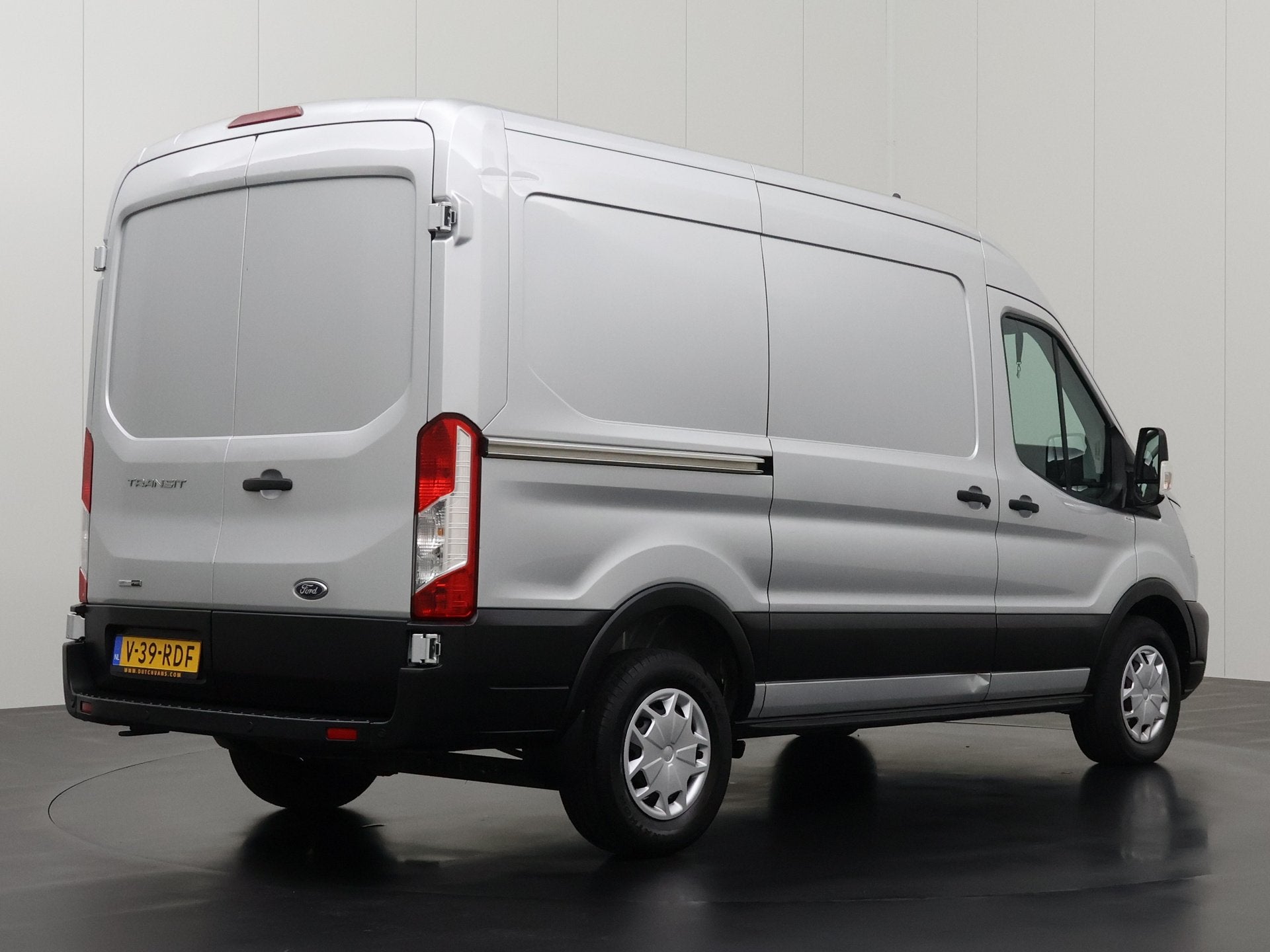 Ford Transit 2.0TDCi 130PK L2H2 | Airco | Cruise | 3-Zits |, Dealer onderhouden, Stof, Gebruikt, 4 cilinders