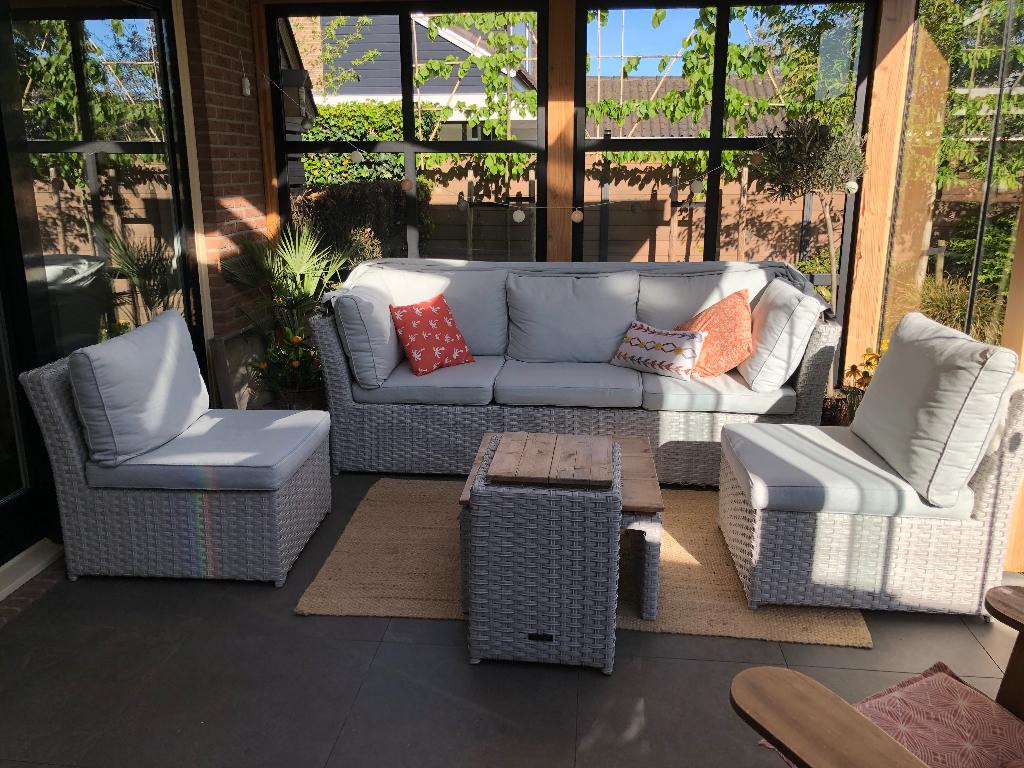 loungeset buiten, Tuin en Terras, Ophalen, 5 zitplaatsen, Kunststof, Gebruikt