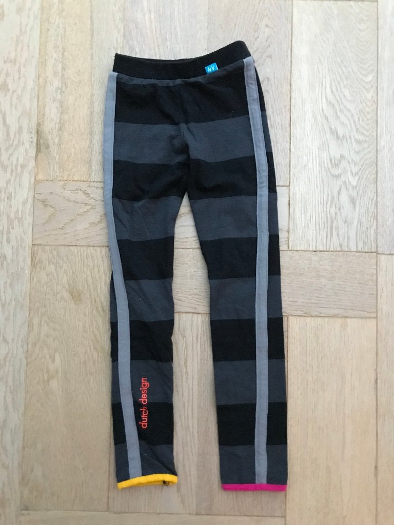 ZGAN grijs/zwart gestreepte legging NinniVi 98/104, Broek, Meisje, Ninni Vi, Ophalen of Verzenden
