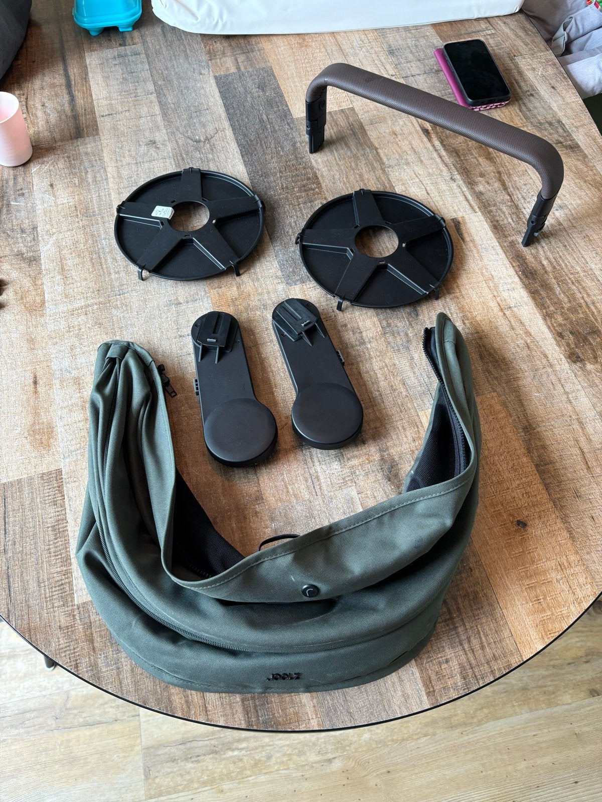 Ombouwset duowagen Joolz Geo 3 forest green, Kinderen en Baby's, Duowagen, Ophalen of Verzenden, Zo goed als nieuw, Kinderwagen