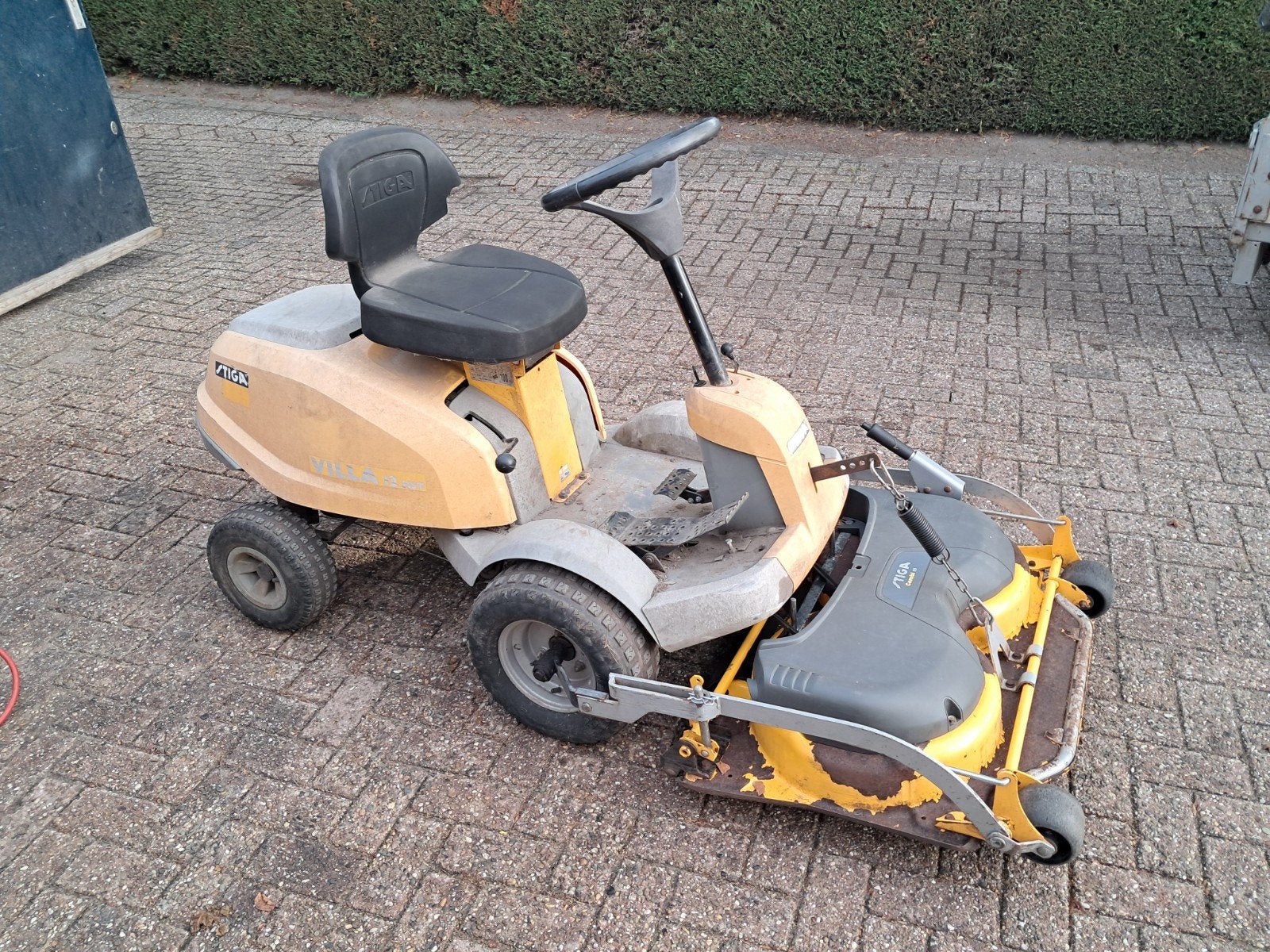 stiga villa 85cm, Tuin en Terras, Zitmaaiers, Ophalen, Gebruikt, Minder dan 90 cm