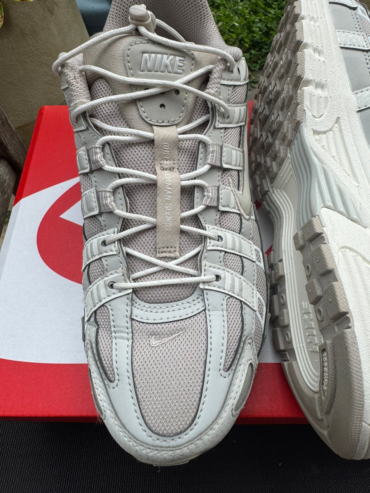 Nike P-6000, Kleding | Dames, Beige, Nieuw, Ophalen of Verzenden, Sneakers of Gympen