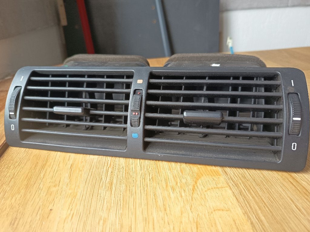 BMW E39 Centrale Ventilatierooster  OEM 64228364021, Verzenden, BMW