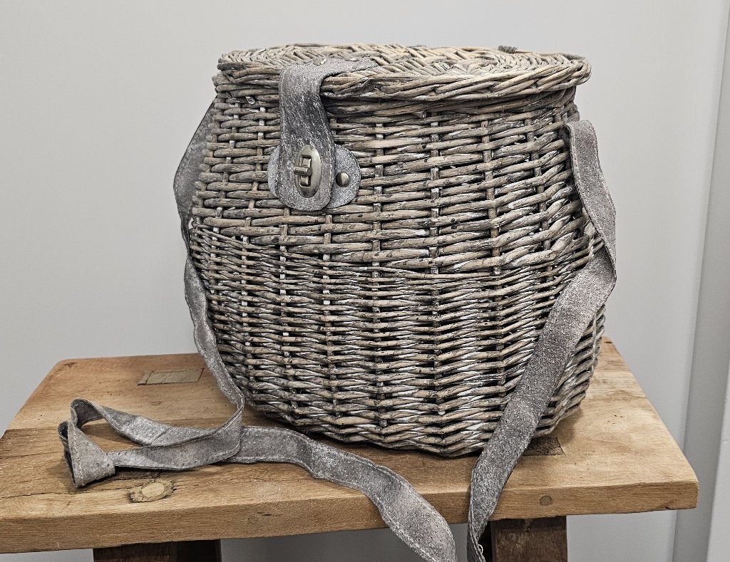 LEUKE OUDE BROCANTE RIETEN MAND, Ophalen of Verzenden