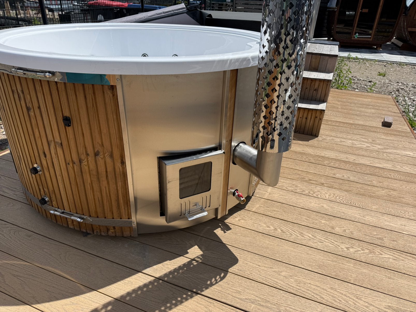 Massage Hottub I Verlichting I Demo-korting I 2025 opruiming, Ophalen, 8431 NA, Buurstede 17, Zo goed als nieuw, Vast