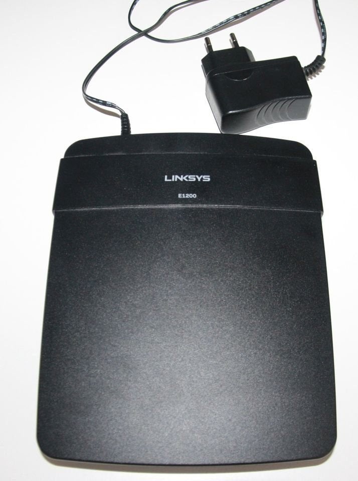 Linksys E1200 router, Computers en Software, Routers en Modems, Ophalen of Verzenden, Zo goed als nieuw, Linksys