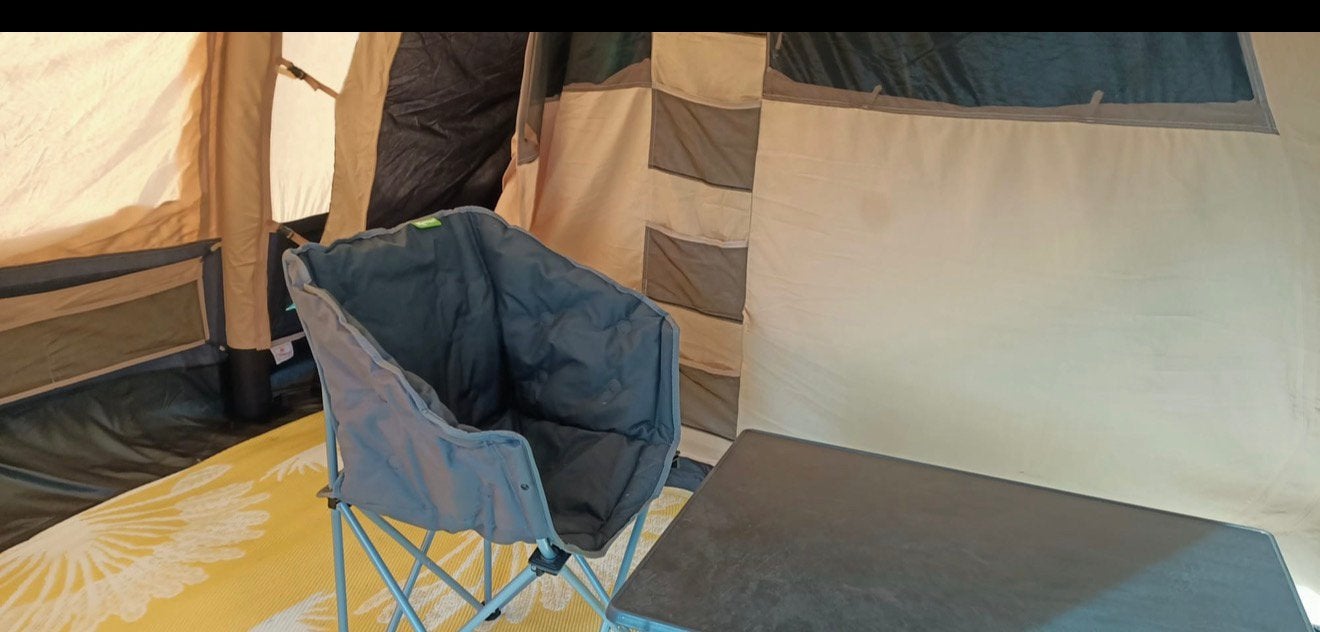 Opblaas tent, Ophalen, Zo goed als nieuw, Tot en met 4