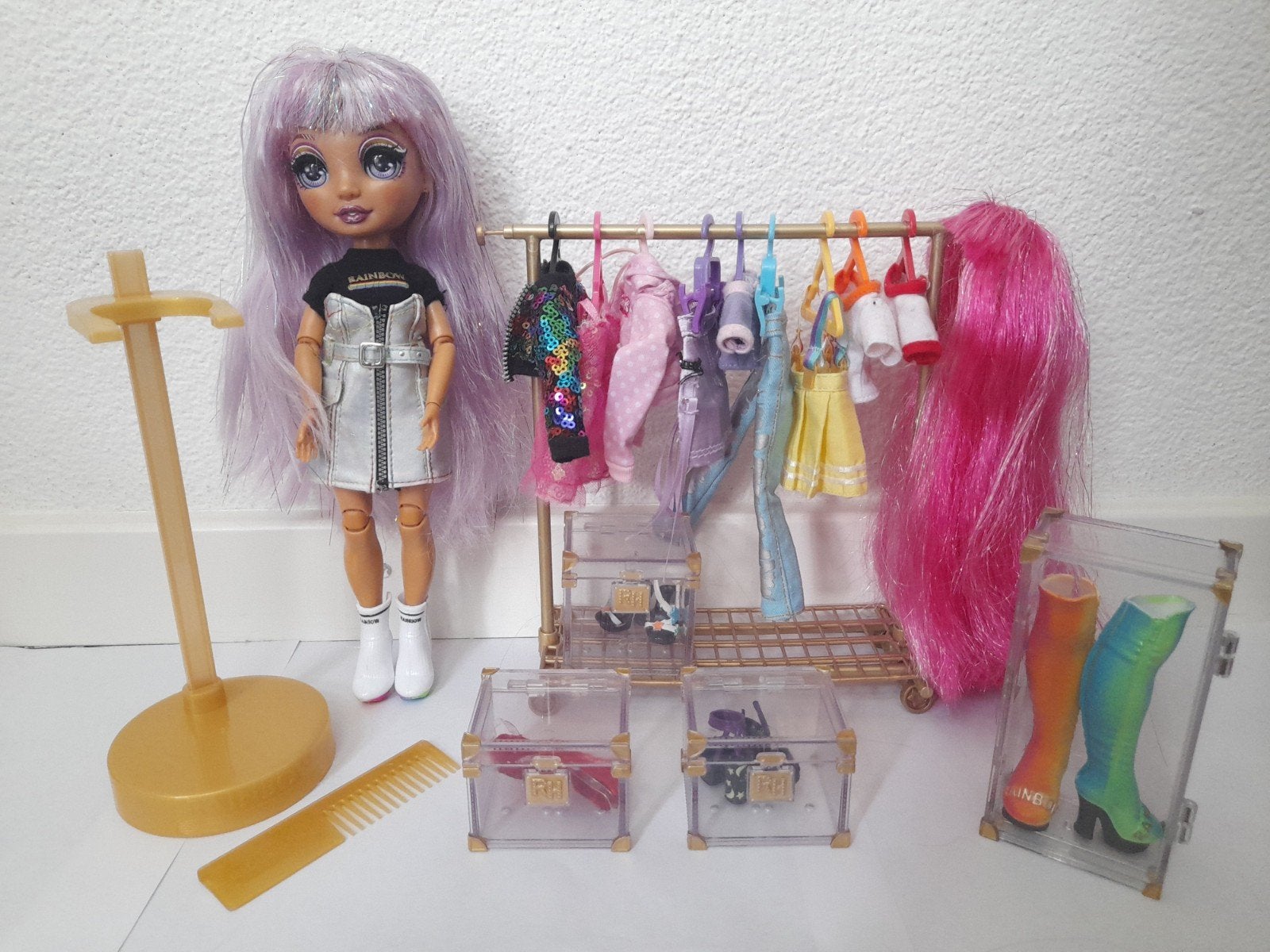 Rainbow High Fashion Studio pop met accessoires, Ophalen of Verzenden, Zo goed als nieuw, Overige typen
