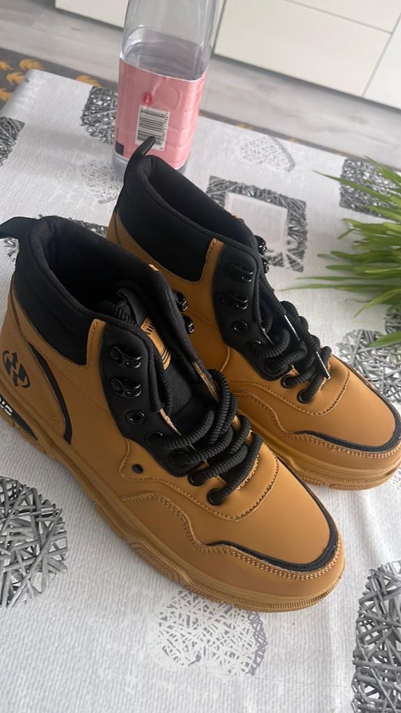 Schoenen  42 maat, Ophalen of Verzenden, Nieuw