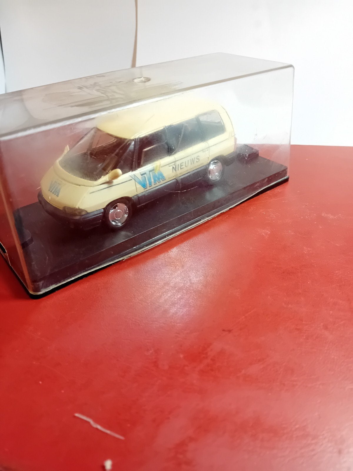 Renault Espace VTM Nieuws modelauto - Zo goed als nieuw, Ophalen of Verzenden, Zo goed als nieuw, Auto, Overige merken