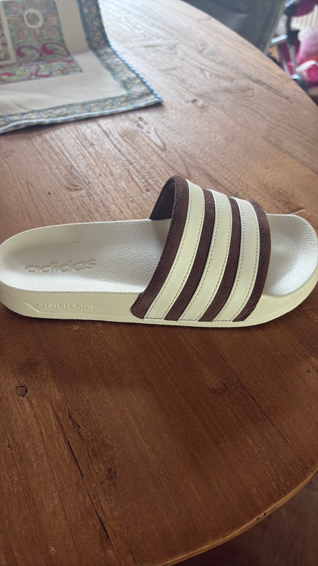Adidas slippers, Ophalen, Zo goed als nieuw