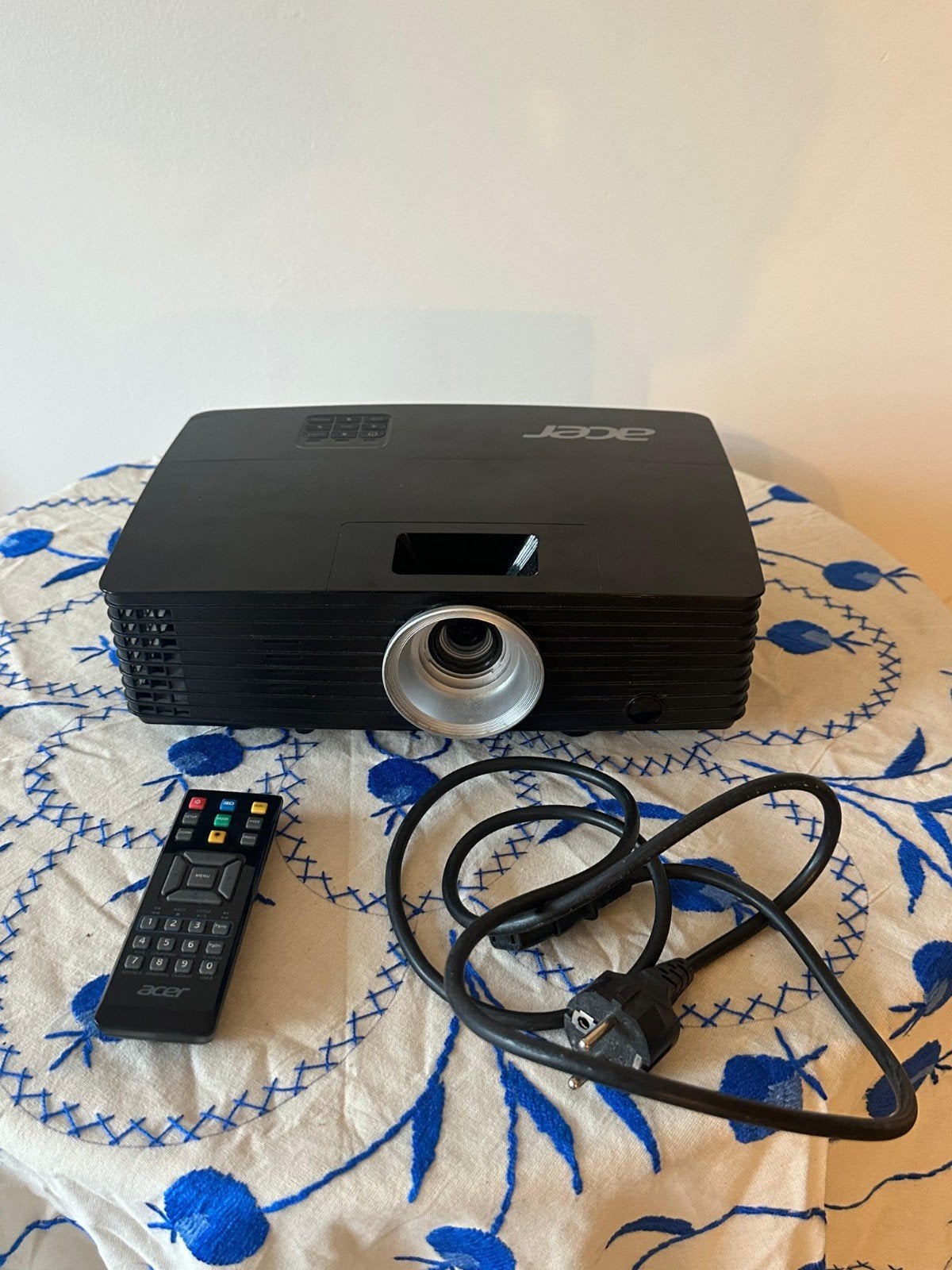 Acer P1285 DLP Projector - Hoge Resolutie, Perfect Werkend, Ophalen, Zo goed als nieuw, DLP, Overige resoluties
