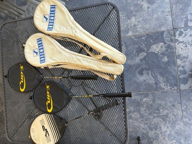 5 stuks badmintonracket, diverse merken. Zie de foto's, Sport en Fitness, Badminton, Ophalen, Zo goed als nieuw, Racket(s)
