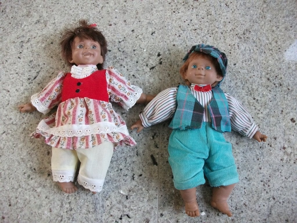 2 sierpoppen meisje en jongen, Verzamelen, Ophalen of Verzenden, Gebruikt, Pop