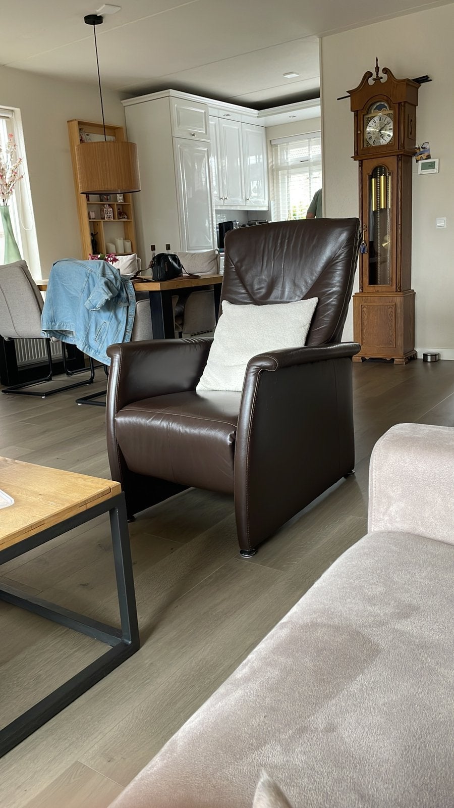 Relaxfauteuils, Huis en Inrichting, Ophalen, Zo goed als nieuw, 50 tot 75 cm, Leer