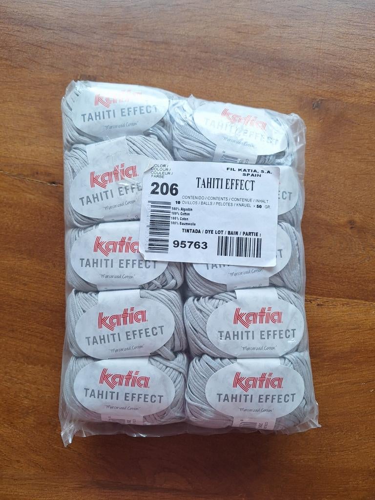 10 bollen Katia Tahiti Effect katoen - € 2.50/stuk, Ophalen of Verzenden, Nieuw, Breien of Haken, Wol of Garen