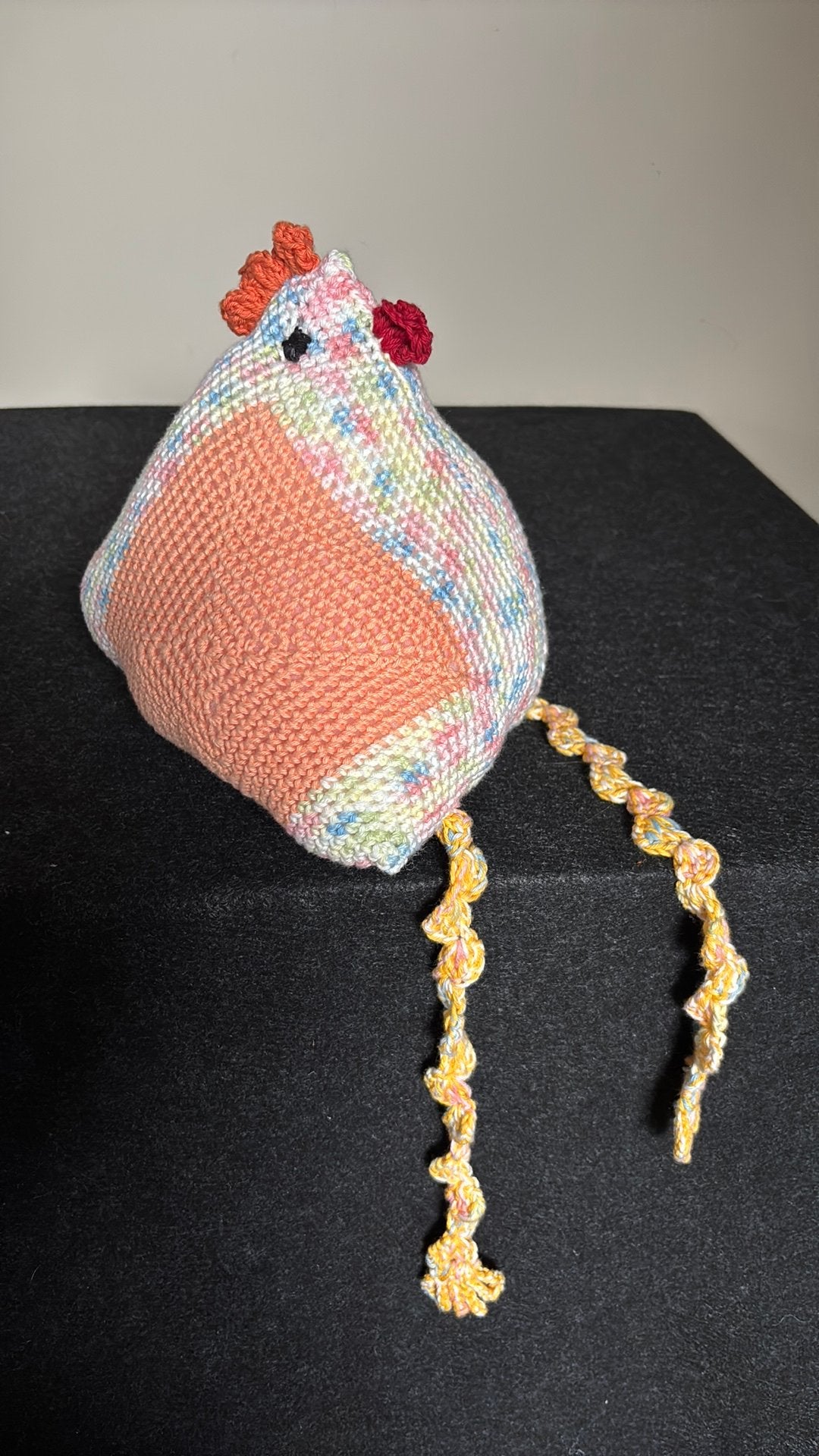 Zelfgehaakte kip knuffel 23 cm, Ophalen of Verzenden, Zo goed als nieuw, Overige typen