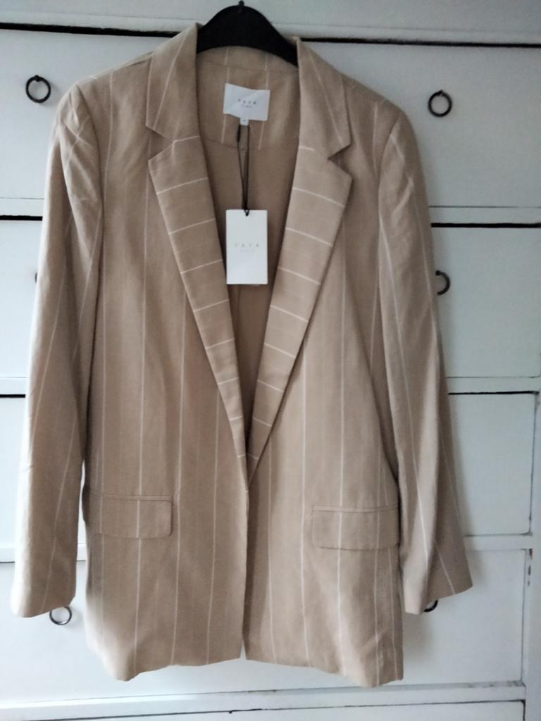 Yaya blazer nieuw zand/wit mt.38, Maat 38/40 (M), Verzenden, Beige, Nieuw