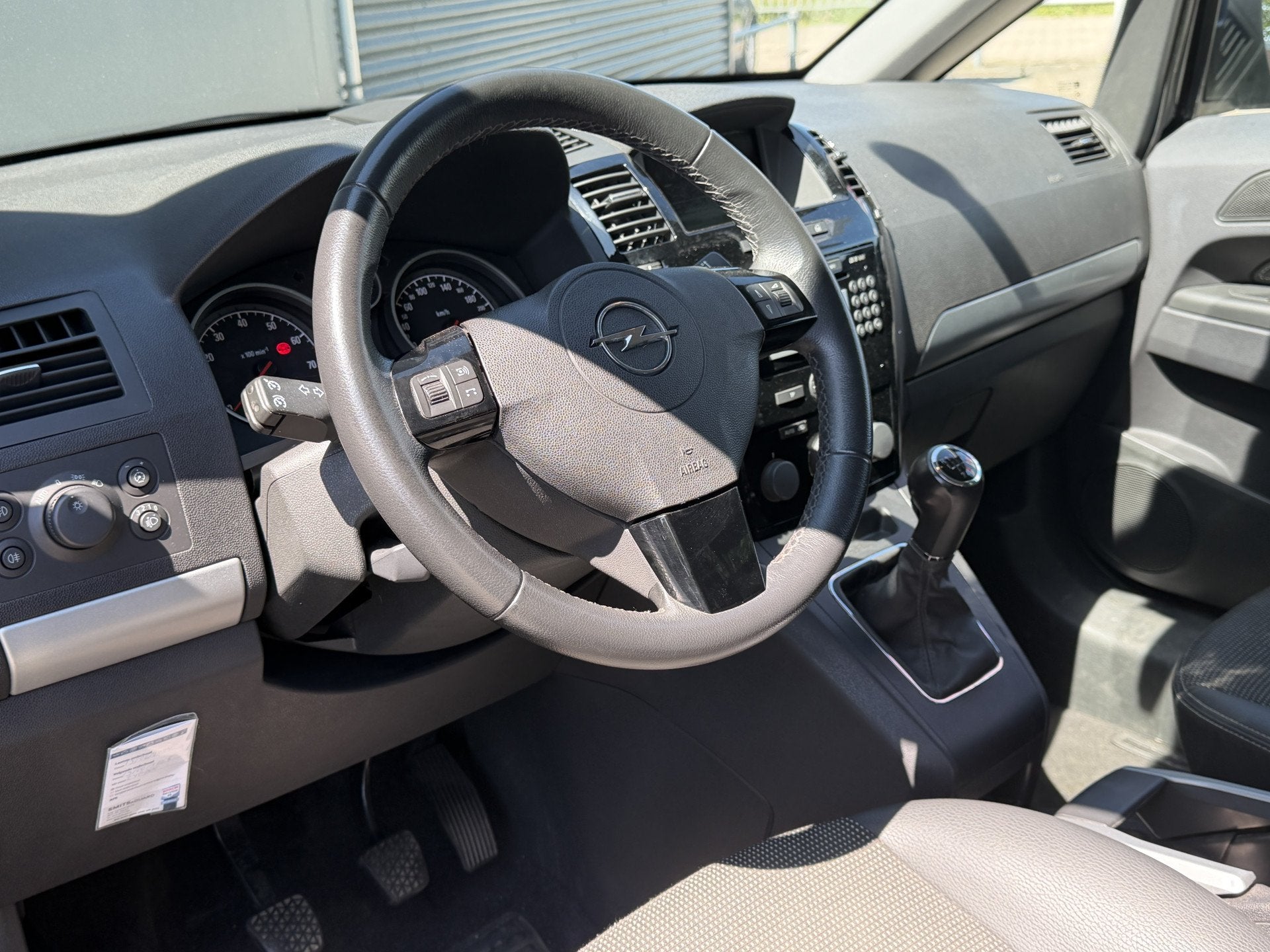 Opel Zafira BWJ 11-2010 | 1.8I 141PK Cosmo | TREKHAAK | CLIM, Auto's, Voorwielaandrijving, Gebruikt, Zwart, 4 cilinders
