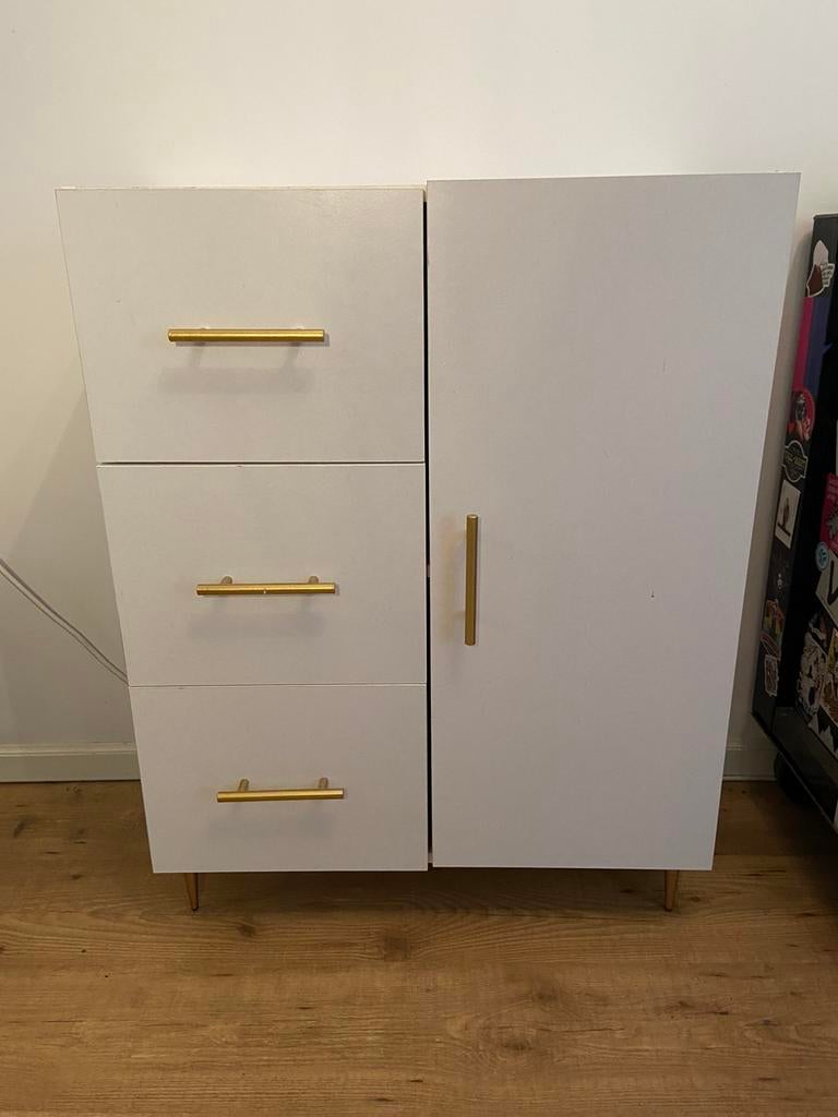 White Cabinet, Huis en Inrichting, Kasten | Roldeurkasten en Archiefkasten, Ophalen, Zo goed als nieuw, 25 tot 50 cm, Minder dan 100 cm