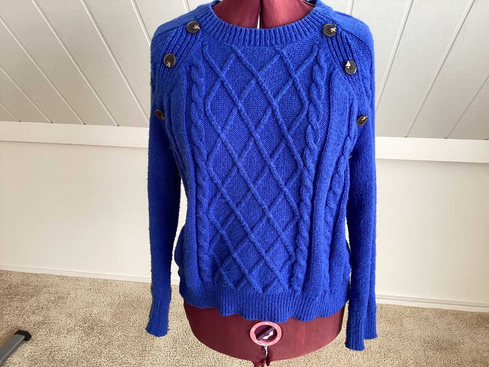 Korenblauwe trui maat 44 met kabelpatroon en knopen (m2458463574 ...
