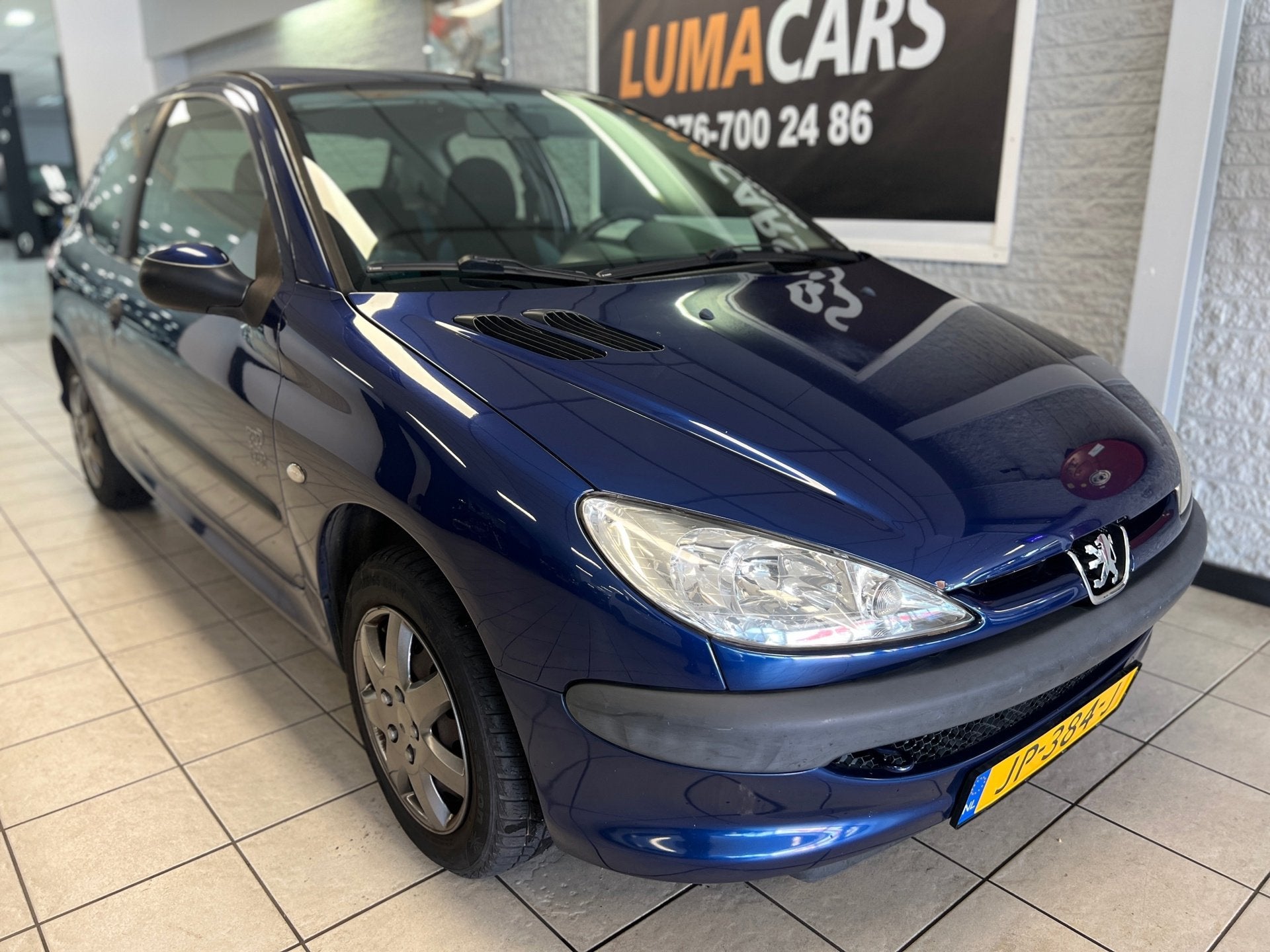 Peugeot 206 1.1 XN | Nieuwe APK | Pioneer | Scherpeprijs |, Voorwielaandrijving, Gebruikt, 31 €/maand, 4 cilinders