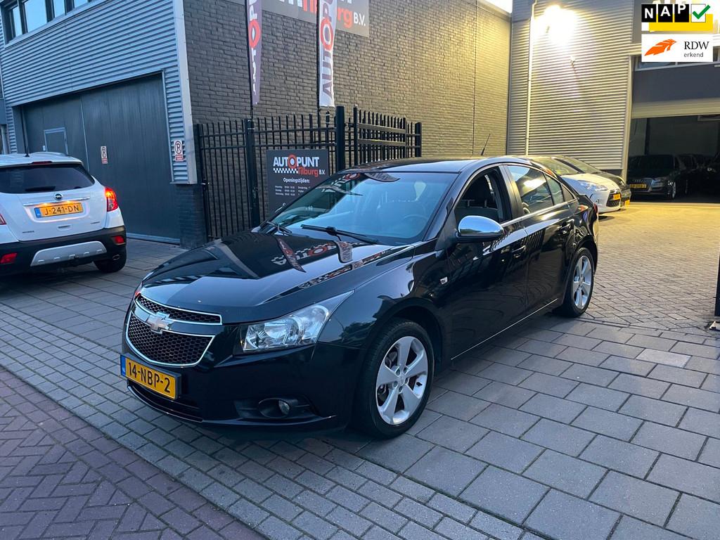 Chevrolet Cruze 1.8 LT 3e Eigenaar! Trekhaak Airco NAP APK, Voorwielaandrijving, Euro 5, 15 km/l, Gebruikt