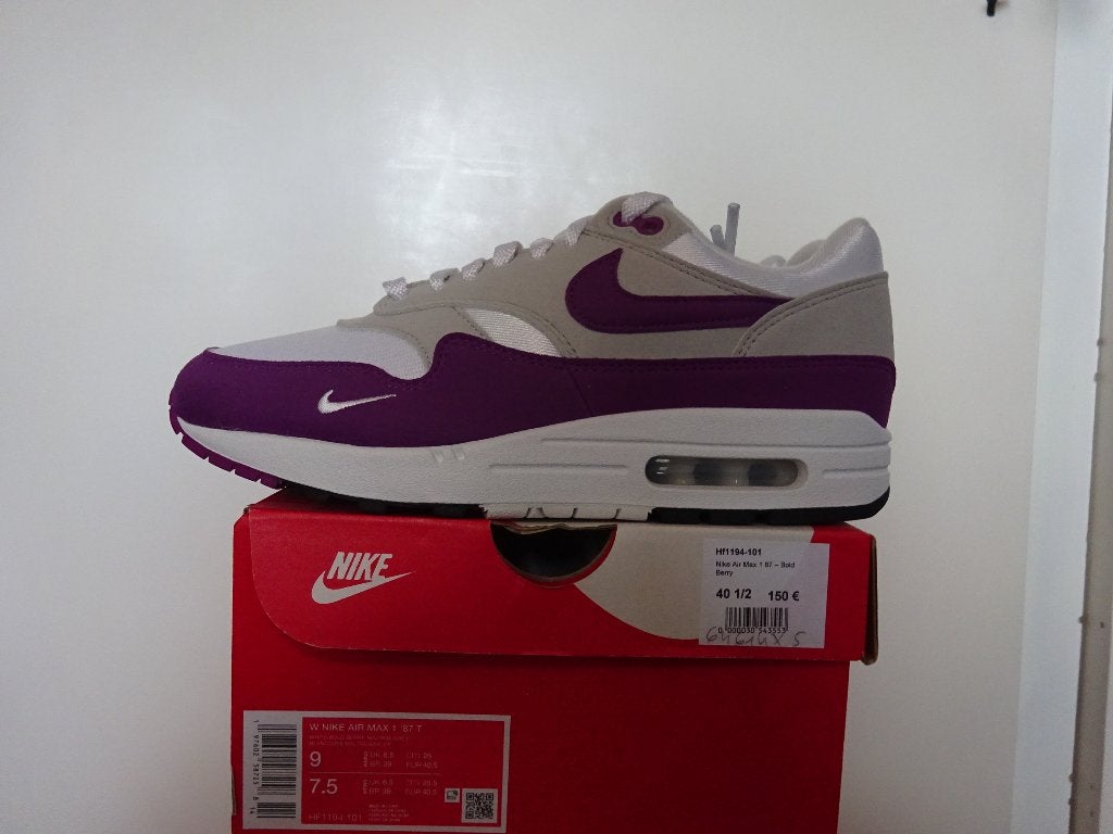 Nike Air Max 1 87 Bold Berry Maat 40.5, Overige kleuren, Nike, Nieuw, Ophalen of Verzenden
