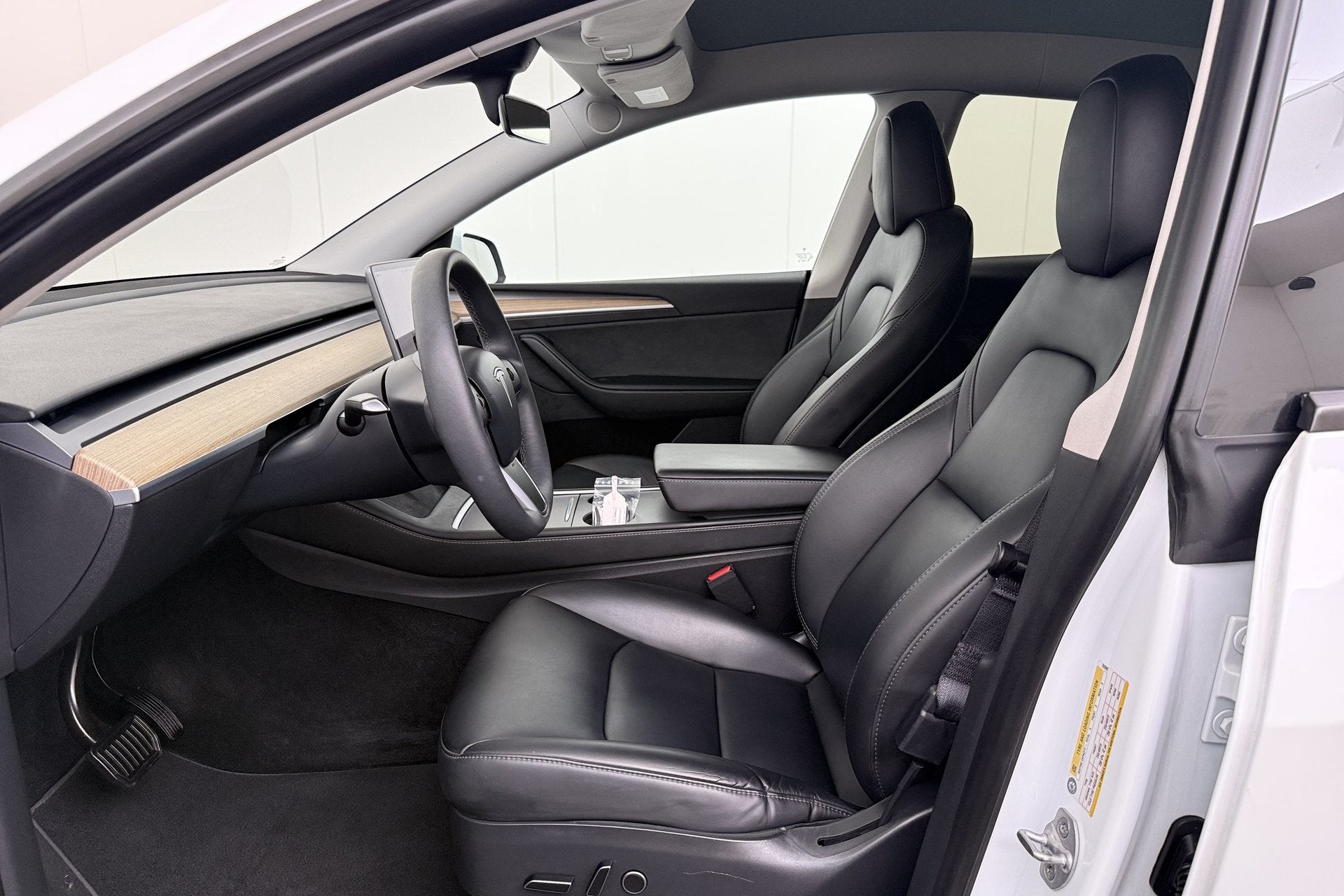 Foto 11 van Tesla Model Y RWD 58 kWh (92%SOH) Full Self-Driving Capabili