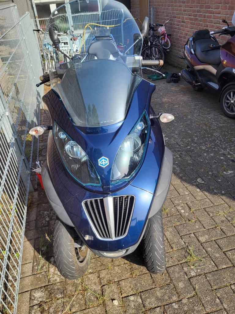 Piaggio MP3 250cc motorscooter  bj 2011, Ophalen
