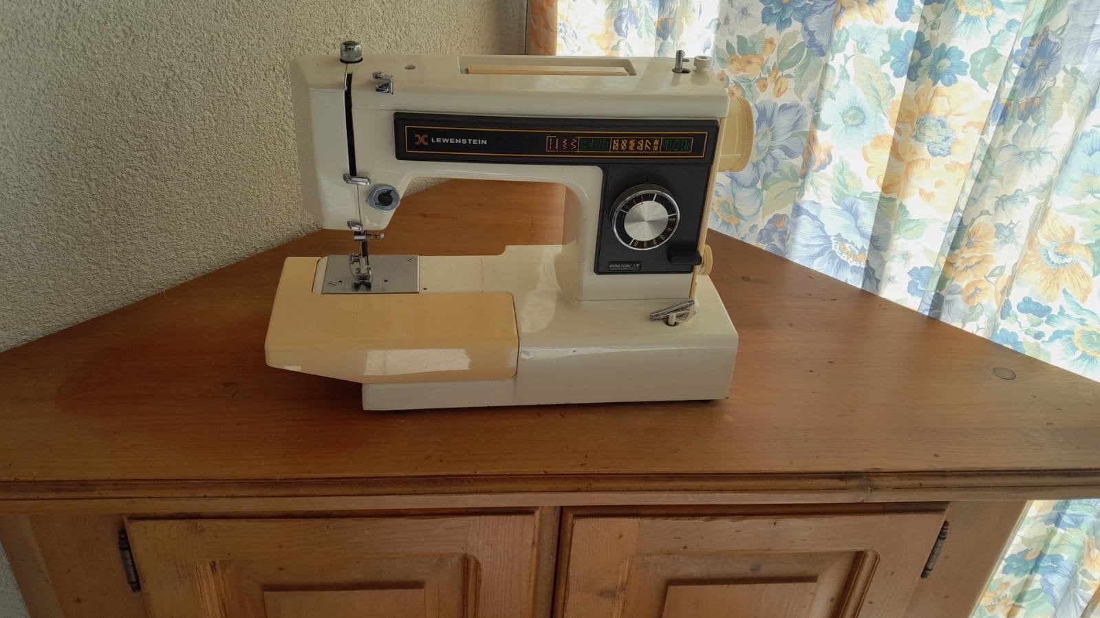 Lewenstein Naaimachine - Vintage Model, Hobby en Vrije tijd, Ophalen of Verzenden, Gebruikt, Naaimachine, Lewenstein
