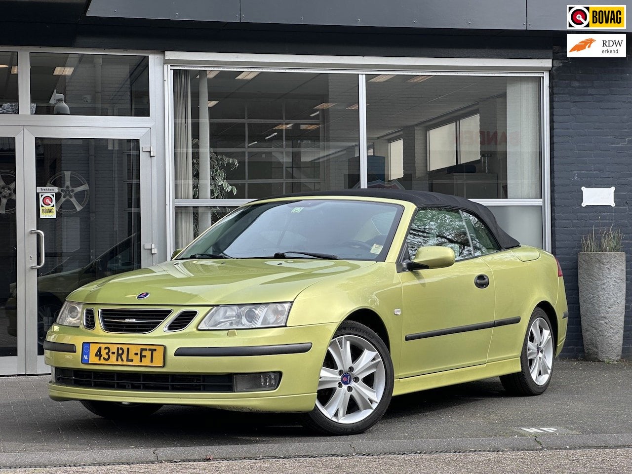 Saab 9-3 Cabrio 1.8t Vector AUTO / CLIMA / CRUISE / ORGINEEL, Auto's, Saab, 1998 cc, Gebruikt, 4 cilinders, 4 stoelen