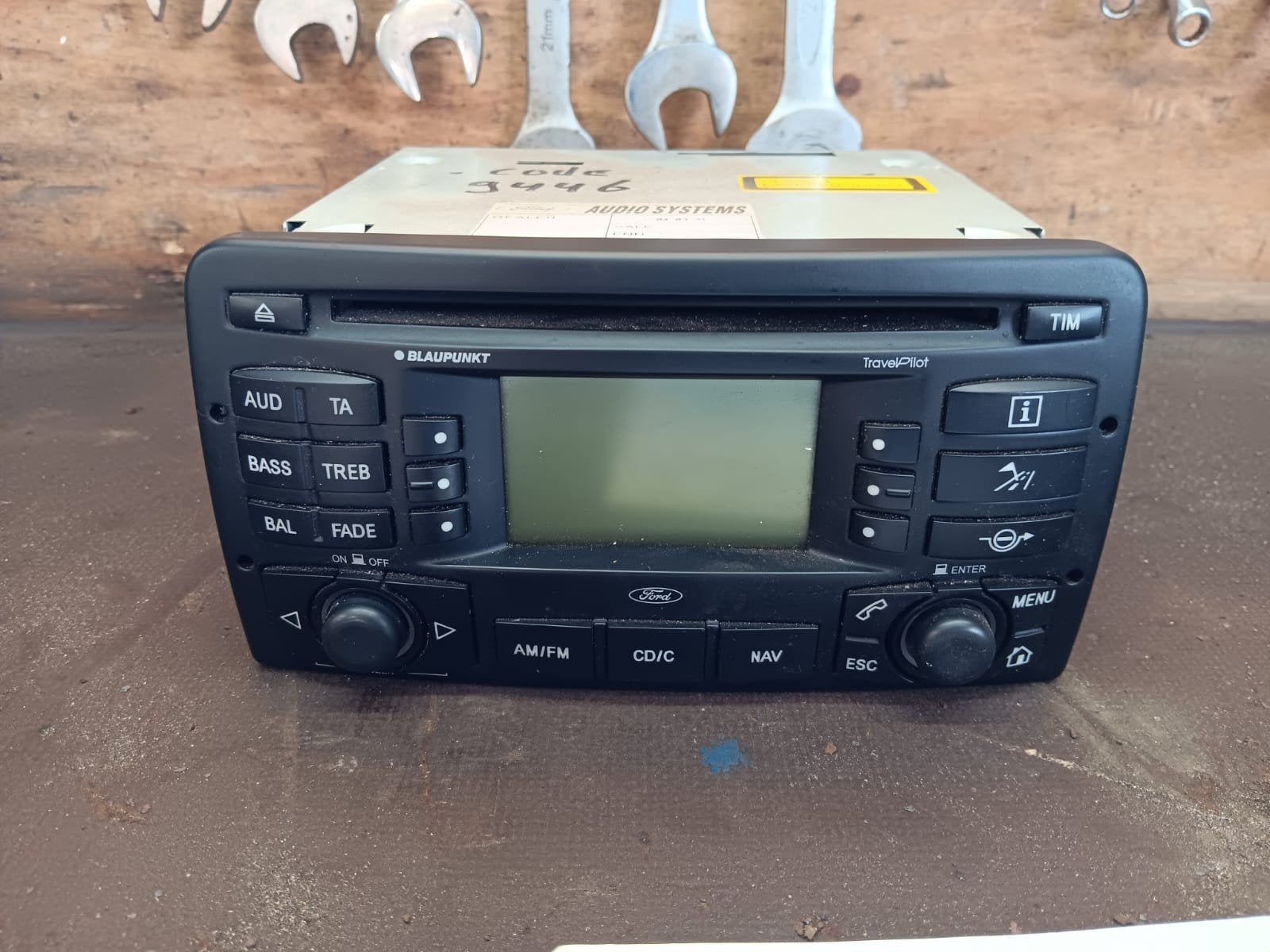 Ford focus autoradio met code en boekjes., Ophalen, Gebruikt
