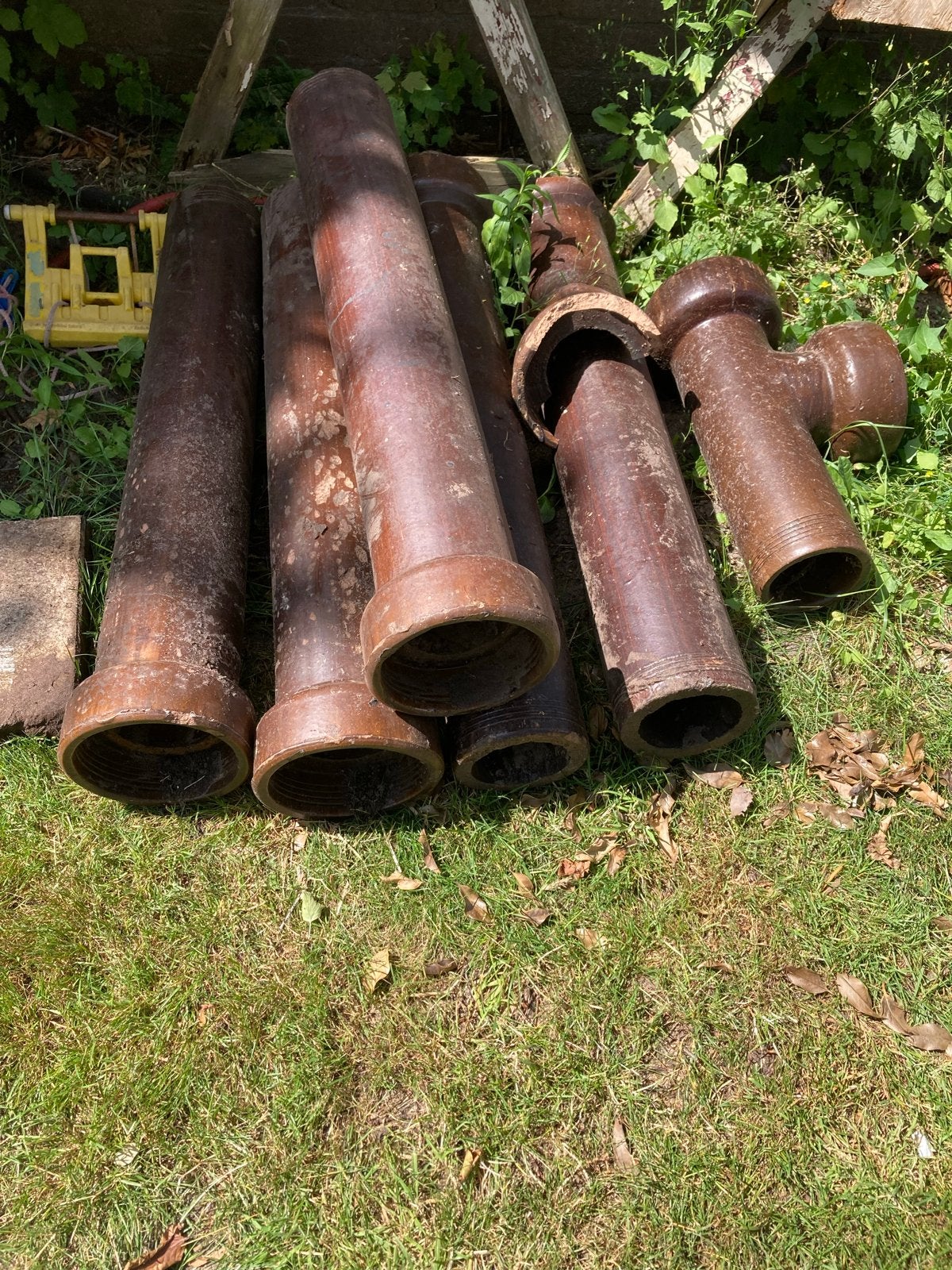 Gresbuis, Ophalen, Rond, Hout, Minder dan 30 cm