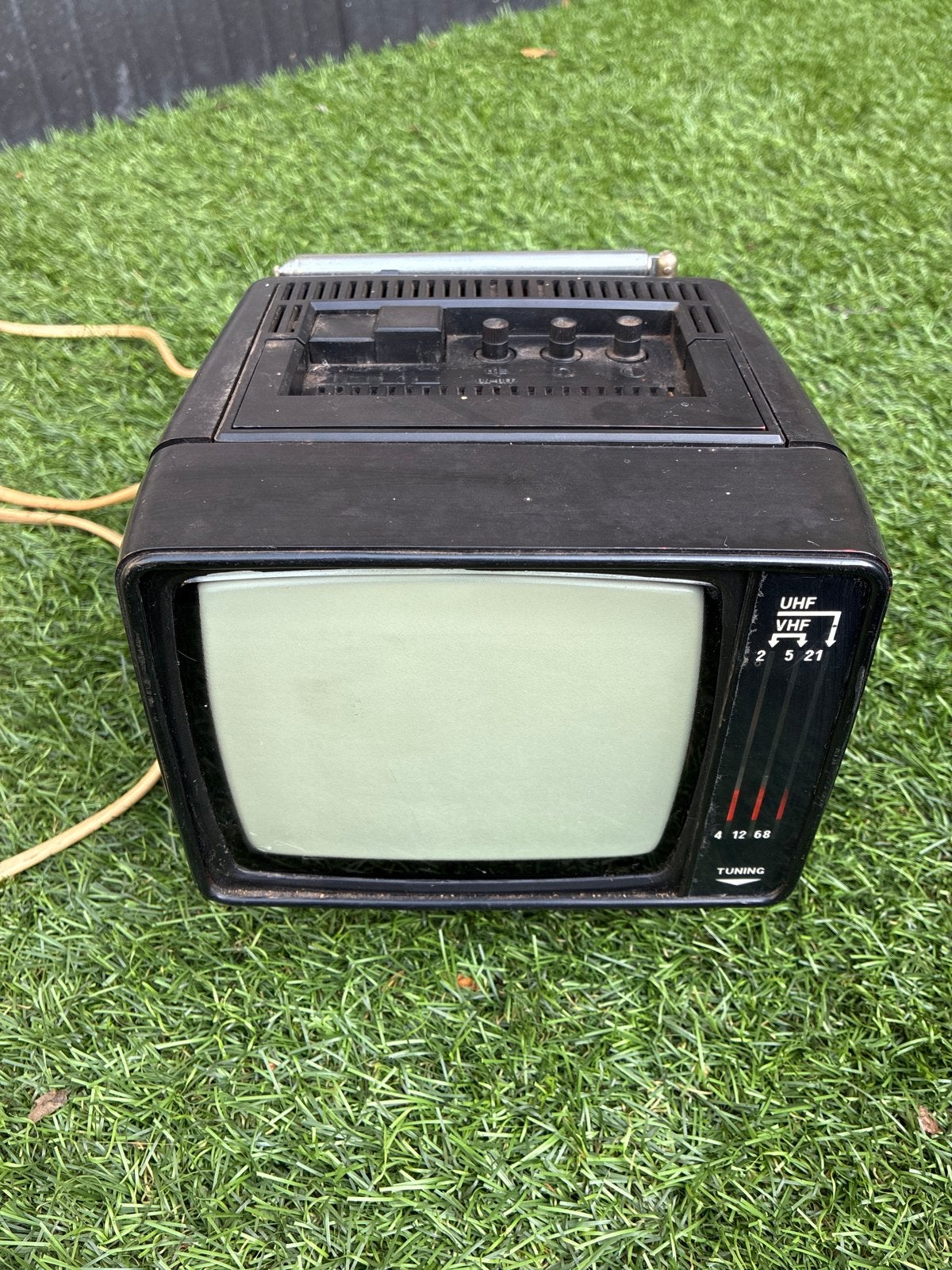 Vintage Mini TV - Compact en Draagbaar, Ophalen of Verzenden, Gebruikt, Minder dan 40 cm, LCD