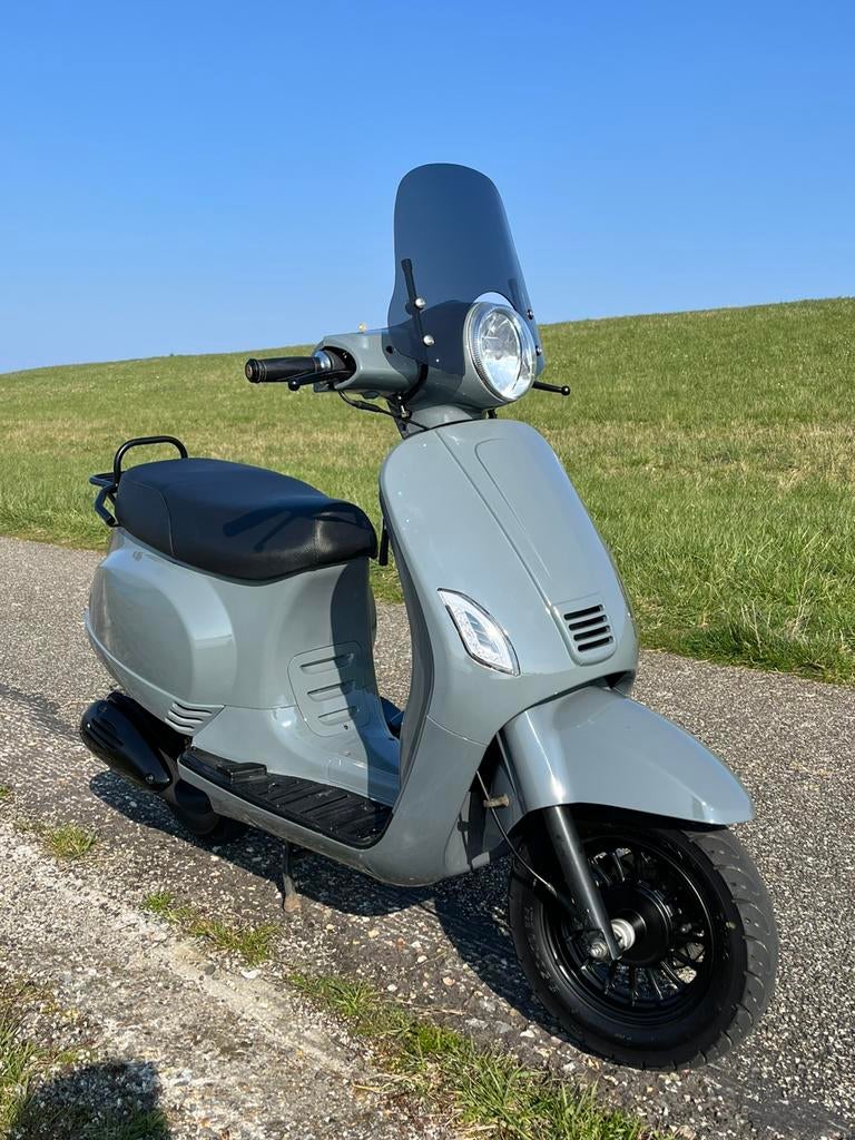 BTC Riva snorscooter, 4 takt, Ophalen, Zo goed als nieuw, Benzine