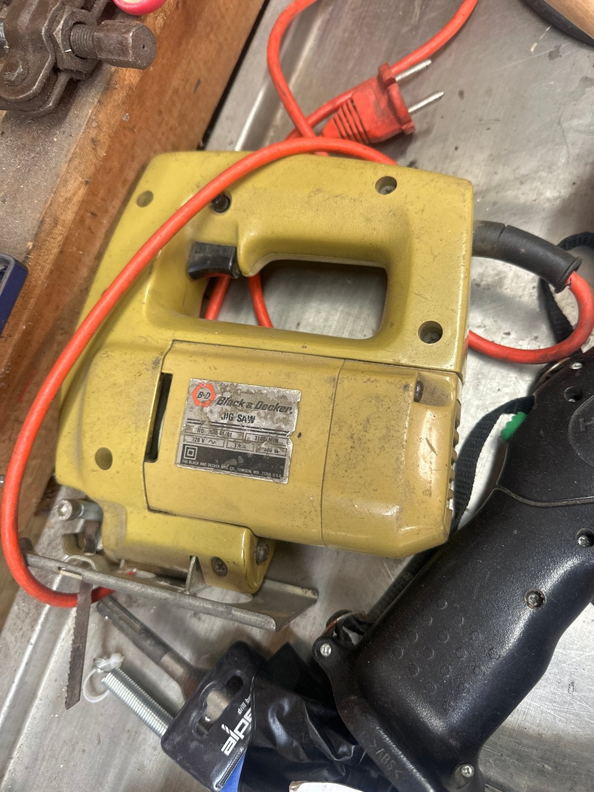 Black & Decker Decoupeerzaag - Vintage en Functioneel, Minder dan 30 mm, Gebruikt, Decoupeerzaag, Ophalen of Verzenden