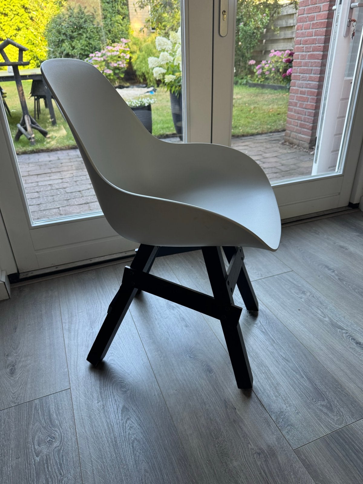 Eetkamerstoelen merk Kubikoff., Huis en Inrichting, Stoelen, Gebruikt, Grijs, Vijf, Zes of meer stoelen, Ophalen