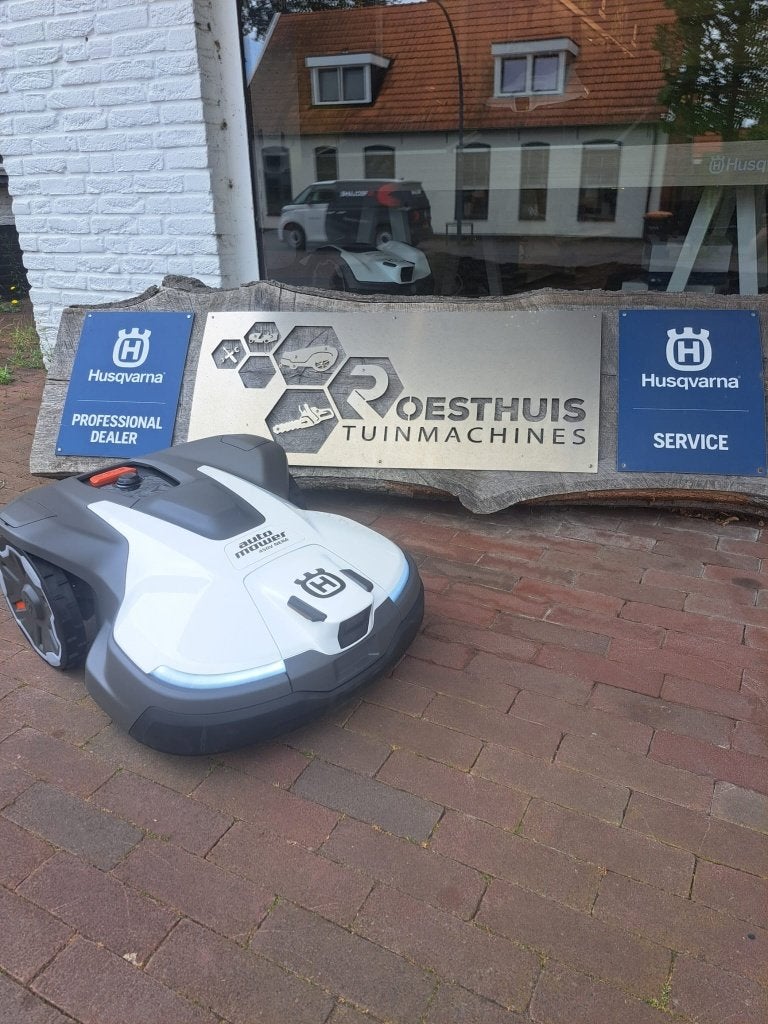 Nazomeractie Automower 450V NERA AI  Nieuw €3749,- incl. btw, Tuin en Terras, Info@roesthuis-tuinmachines.nl, Roesthuis Tuinmachines