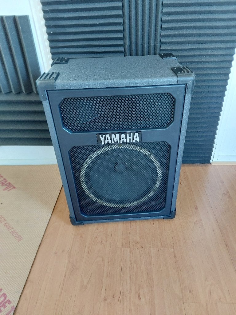 Yamaha PA Speaker Gitaar cabinet, 120 tot 150 watt, Yamaha, Ophalen of Verzenden, Zo goed als nieuw